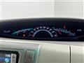 2006 Toyota Estima