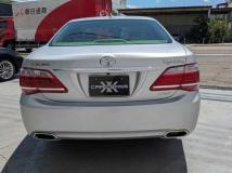2011 Toyota Crown
