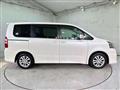 2010 Toyota Noah