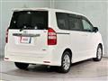 2010 Toyota Noah