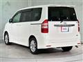 2010 Toyota Noah