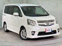 2010 Toyota Noah