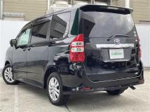2011 Toyota Noah