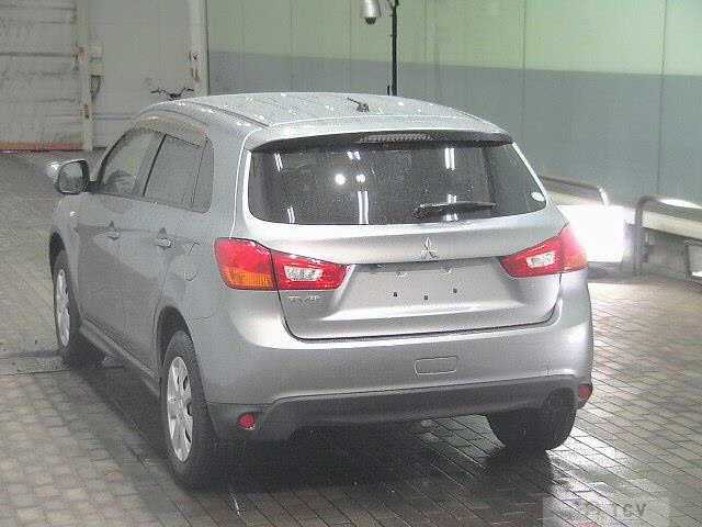 2014 Mitsubishi RVR