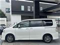 2012 Toyota Voxy