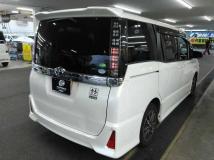 2014 Toyota Voxy