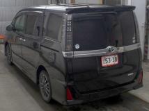 2015 Toyota Voxy