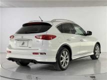 2011 Nissan SKYLINE CROSSOVER