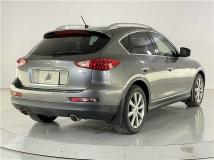 2013 Nissan SKYLINE CROSSOVER