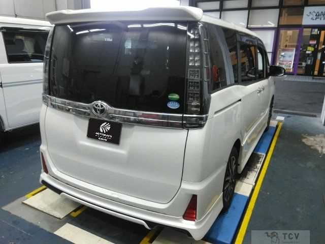 2016 Toyota Voxy
