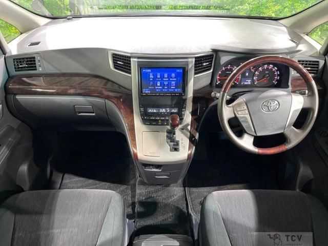 2014 Toyota Alphard