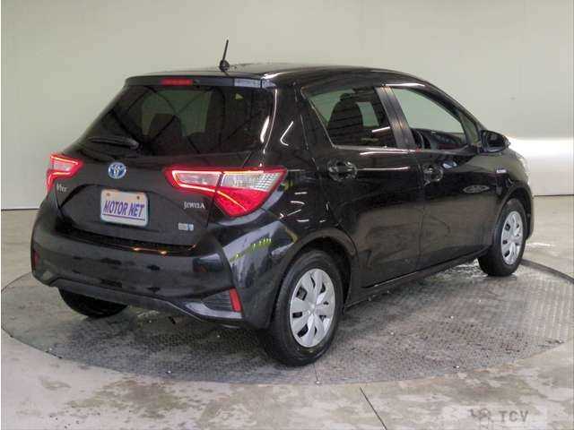 2017 Toyota Vitz