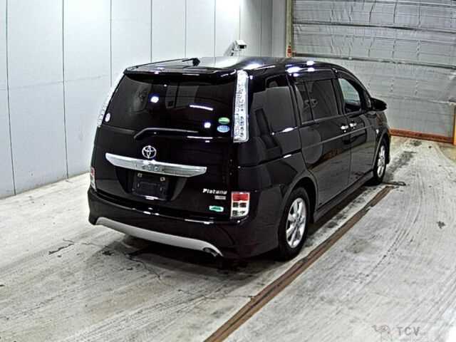 2014 Toyota Isis