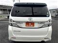 2013 Toyota Vellfire