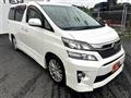 2013 Toyota Vellfire