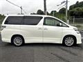 2013 Toyota Vellfire