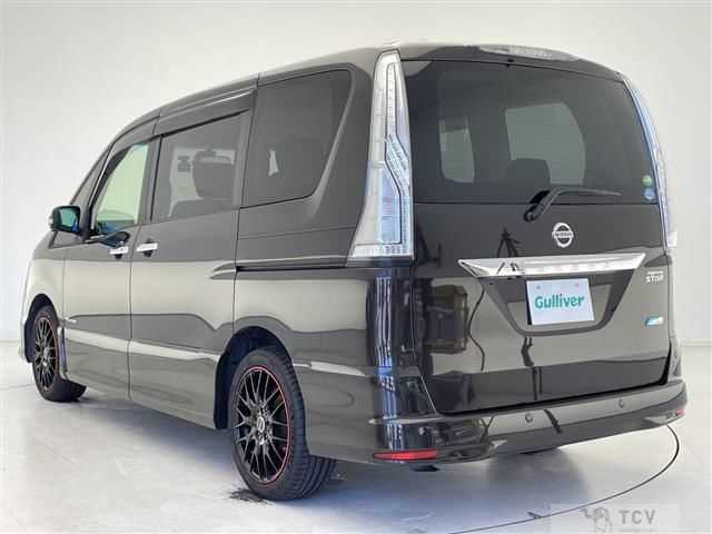 2015 Nissan Serena