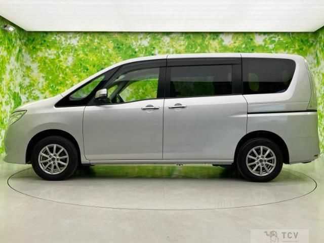 2015 Nissan Serena
