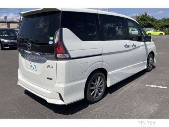 2017 Nissan Serena