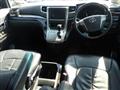 2012 Toyota Vellfire