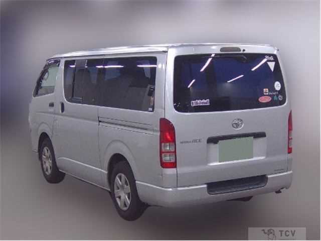 2006 Toyota Regiusace Van