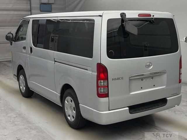 2010 Toyota Hiace Van