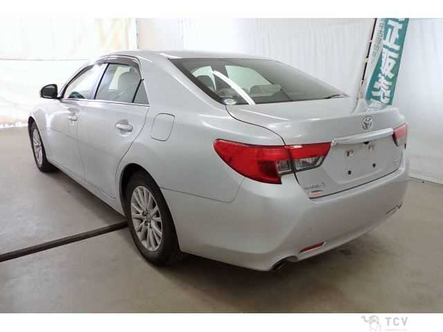 2013 Toyota Mark X