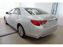 2013 Toyota Mark X