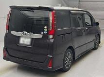 2014 Toyota Noah