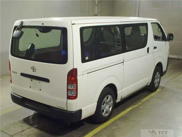2005 Toyota Hiace Van