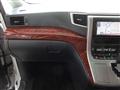 2010 Toyota Vellfire