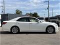 2013 Toyota Crown Hybrid