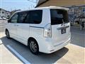 2012 Toyota Voxy