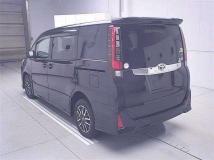 2015 Toyota Noah