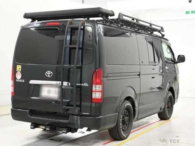 2009 Toyota Hiace Van