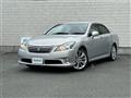 2010 Toyota Crown Hybrid
