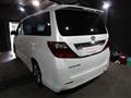 2010 Toyota Alphard