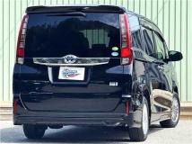 2015 Toyota Noah