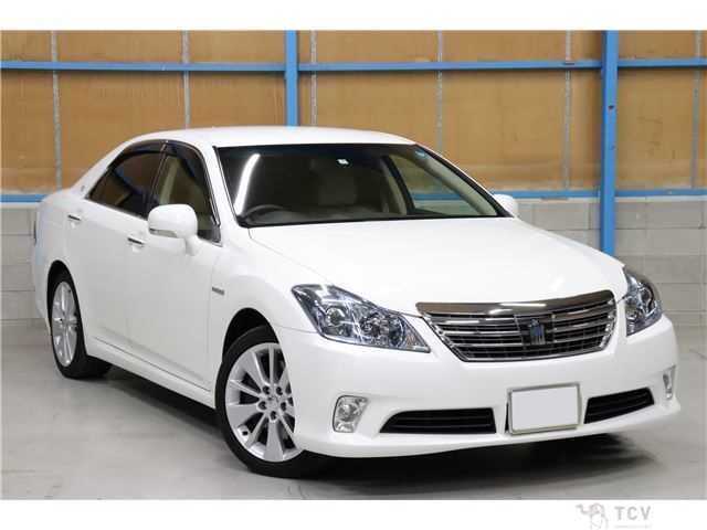 2010 Toyota Crown Hybrid