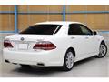 2010 Toyota Crown Hybrid