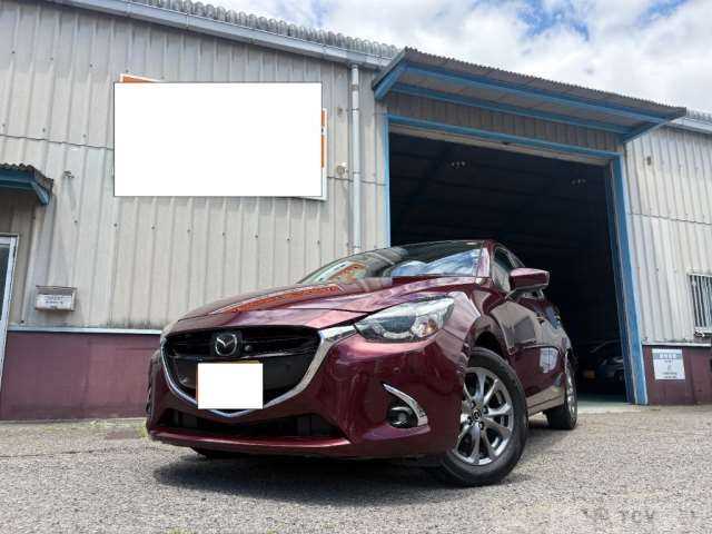 2017 Mazda Demio
