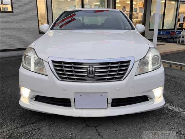 2010 Toyota Crown