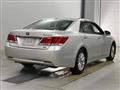 2013 Toyota Crown Hybrid