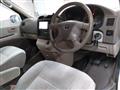2004 Toyota Grand Hiace