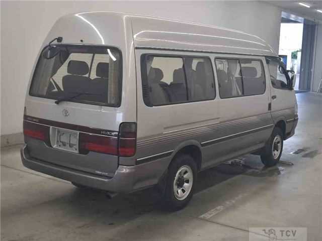 2004 Toyota Hiace Wagon