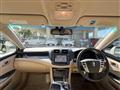 2011 Toyota Crown Hybrid