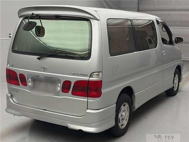2002 Toyota Granvia