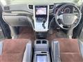 2013 Toyota Alphard