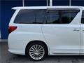 2012 Toyota Alphard