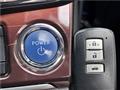 2014 Toyota Crown Hybrid